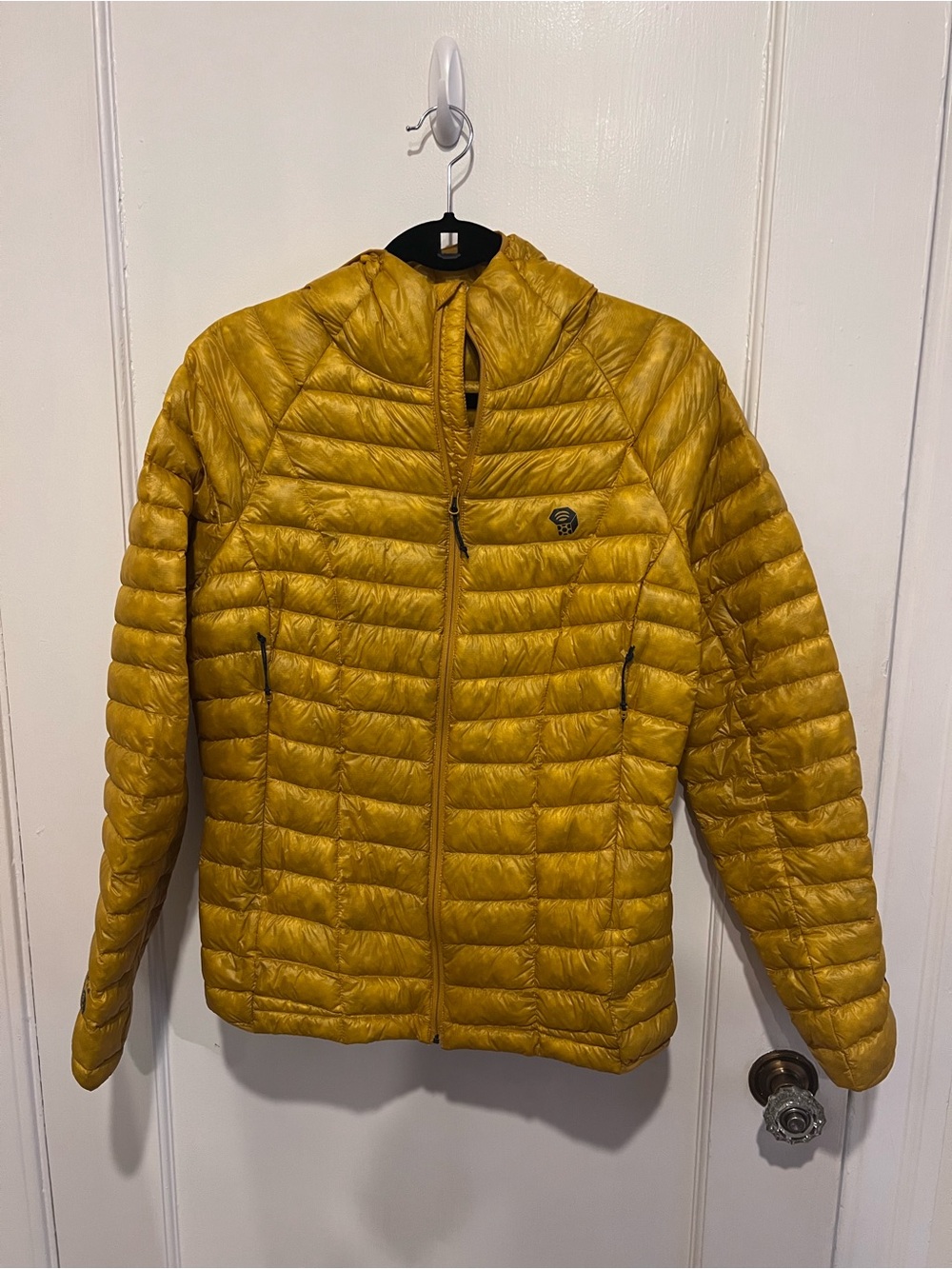 WOMEN'S GHOST WHISPERER™ HOODED ULTRALIGHT JACKET